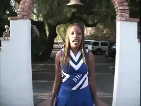 Classic cheerleader gets pounded outdoors