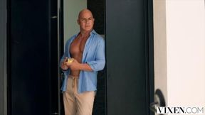 VIXEN Secret Girlfriends Vixi Rafi & Melanie Marie Share A Cock In Hot Threesome