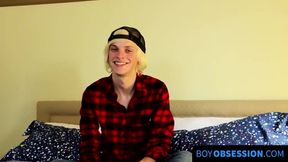 Twink blondie Kayden imparts his performance experience to everybody