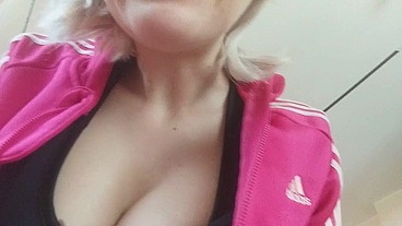 look at my orgasm and intesive me as I insult you, inept