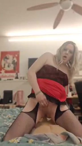 Susanna take ass to mouth and get orgasm