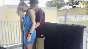Strangers enjoy balcony hookup at the party