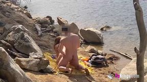 The deepest throat looks for guys to blow outdoor