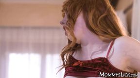 MILF Mommy gets her pussy licked by two lesbian teens