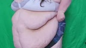 SSBBW SQUEEZES INTO TIGHT SWIMMING SUIT OUT OF BREATH