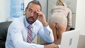 ION-HD &ndash; Office Tease Gets Boss&rsquo; Dick Hard