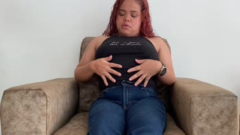 LittleeSophiee's Colombian Solo Delight: Red-Haired Cutie Fingers Herself for True Fans