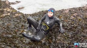 Rubbery Beach Encounter: Lucy's Neoprene Pussy Play With Stranger - MOV