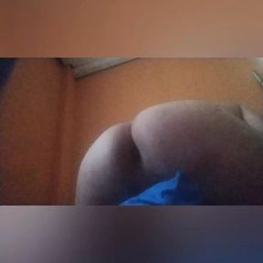 Chubby ass alone at home