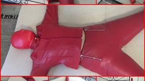 My amateur bondage, June, 23, 2022 : Spread-Eagle in red leather and bondage hood