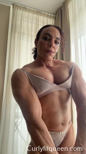 This milf could deadlift you while you're balls are deep inside