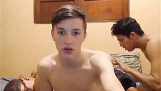 Teen's cocks live jerking on Cruisingcams.com 4