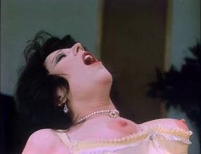 Raunchy retro MILF mind-blowing sex scene