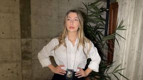 The inspector Naomi has to verify standard procedure in police office