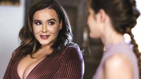 ”MOMMY'S GIRL I found my step mom's secret lesbian audiobook! - Natasha Nice & Nadia Noja”