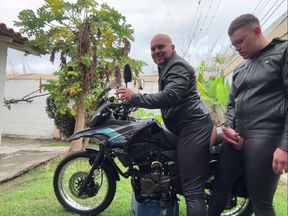 Huge Creampie In Outdoors On The Bike