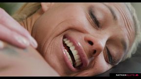 hot latina veronica leal horny for an anal massage