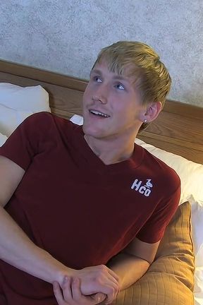 Havin' a Wank with Hayden