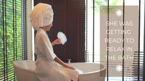 Wifebucket Amateurs - I Fucked Her Lovingly in Our Bathtub