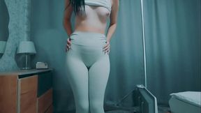 Chubby Colombian goddess worships big cock with her curvy body