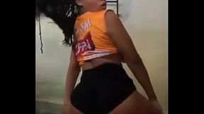 Funk dan&ccedil_ando muito