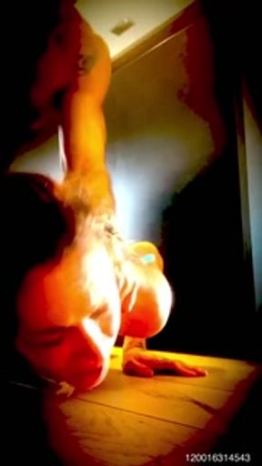 Cassandra Bcbg se fait baiser comme une chienne !! Soumise et Docile ! Milf Amateur.