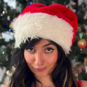 Aaliyah Yasin Gives You a Christmas Treat