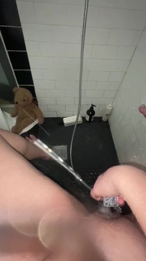 WATER STIMULATION- MULTIPLY INTENSE REAL ORGASM IN SHOWER AT HOME-AMATEUR- SAUDI ARABIAN SNOWWHITE- BEAUTIFUL WHITE GIRL- MUSLIM