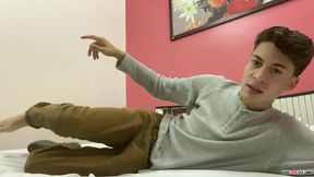 Cute Danny Loves a Wank