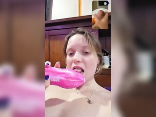 Bawdy talking wife cums twice with giant squirt while movie scene sexing