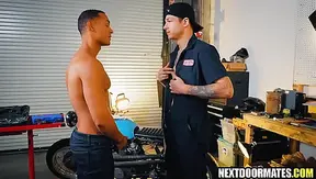 Hung Repairmans Steamy Secret Service Exposed – Jayden Marcos AJ Sloan