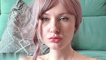 Juicy Beauty Sensually Sucks Dick and Swallows Cum with Pleasure