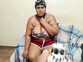 Voodoo - Thief tries to break into abode and gets a lesson from also much squirting