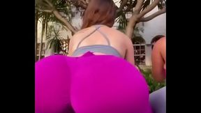 Nalgotas negra y g&uuml_era