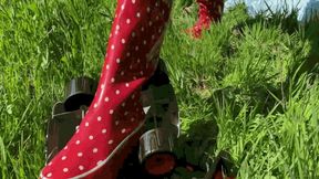 The soles of my boots, like hammers, pulverize every particle of this cursed machine SD