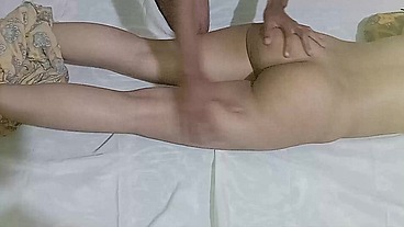 Real little stepsister & big stepbrother hardcore indian sex Soteli Bahan ko Ghodi Bna Liya Sardi Me Full hindi audio full HD