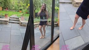 pee desperation tease you with a sneaky pee as i take a call