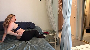 Nephew inlaw caught peeping fucks horny aunt inlaw - Erin Electra