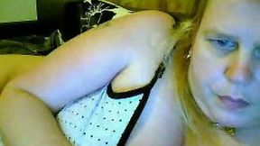 Chunky busty blonde milf on the webcam is horny for me