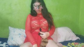 a ella le gusta ser una zorrita sexy, le gusta introducirse plug de cola de zorro en su ano / gran trasero / nicolelondrawer