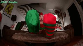 4K! Elf (Enchantress Sahrye) will pop Santa's chestnuts - MP4