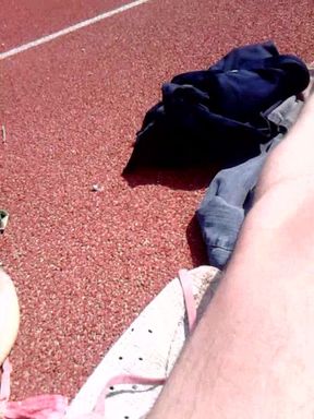 back on the sports field for the middle distance 🌊