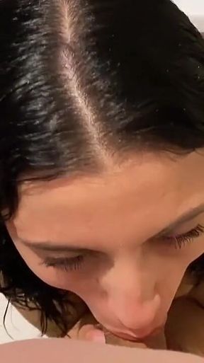 I Fucked My Girlfriend's Stepsis in the Bathroom When She Went to the Supermarket