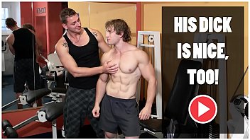 GAYWIRE - Bareback Sex and Big Muscles In A Public Gym