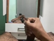 Gemendo de tesão até gozar