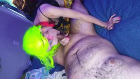 Clown girl with neon hair gives amazing blowjob and gets creampied