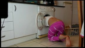 Oh no, i'_m stuck in washing machine