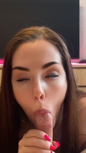 Spring Break with Younger Stepsister Ends with Sleepy Blowjob!