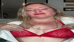tu aimes les infirmieres ??? tu vas avoir une tres particuliere ...
