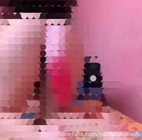 Un vídeo cortito con uno de mis juguetes favoritos .. 😈 Si quieres más pregúntame por priv que te hago oferta 🤫 (Lo pongo pixelado al principio porque si no Lover lo muestra)
